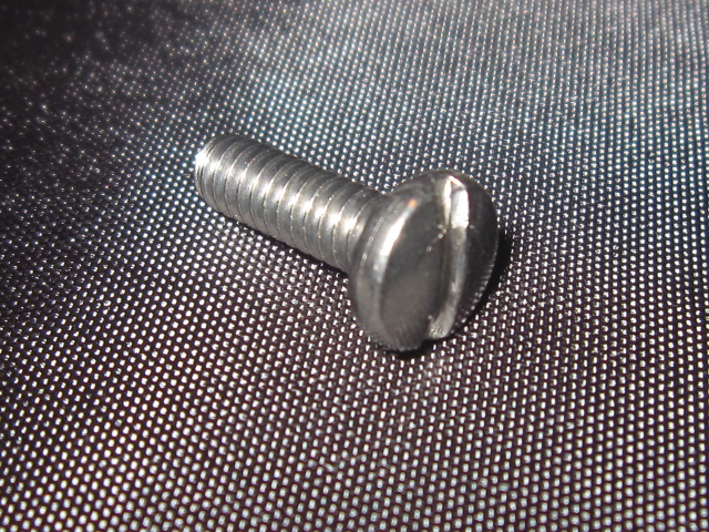(image for) 1/4-20 SLOTTED OVAL MACHINE SCREW Stainless 18-8